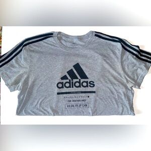 Men’s grey Adidas t-shirt size XL